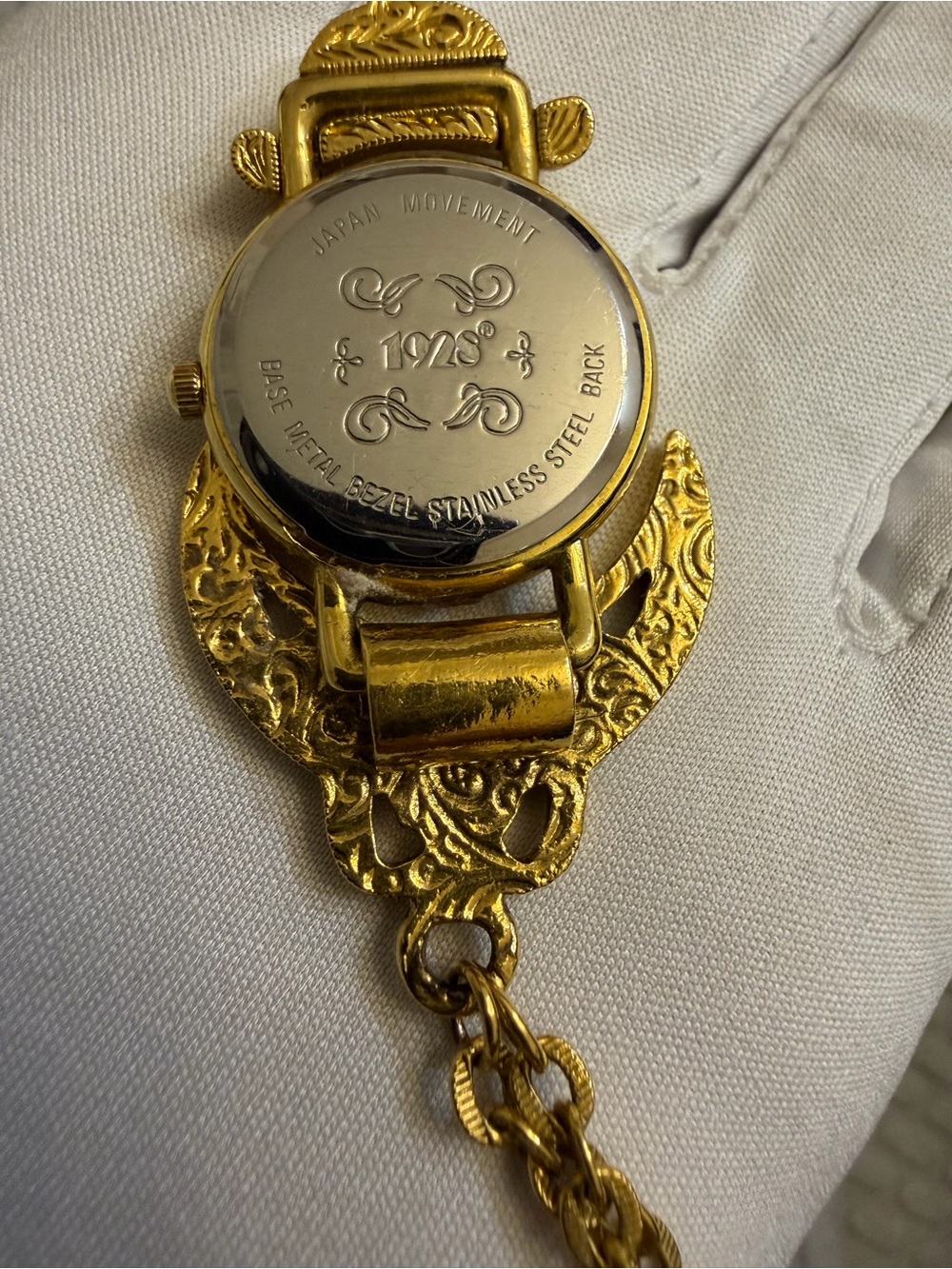 Vintage 1928 Jewelry Co Gold-Tone Swivel Pendant Watch Necklace 32’ Ladies - Picture 9 of 15